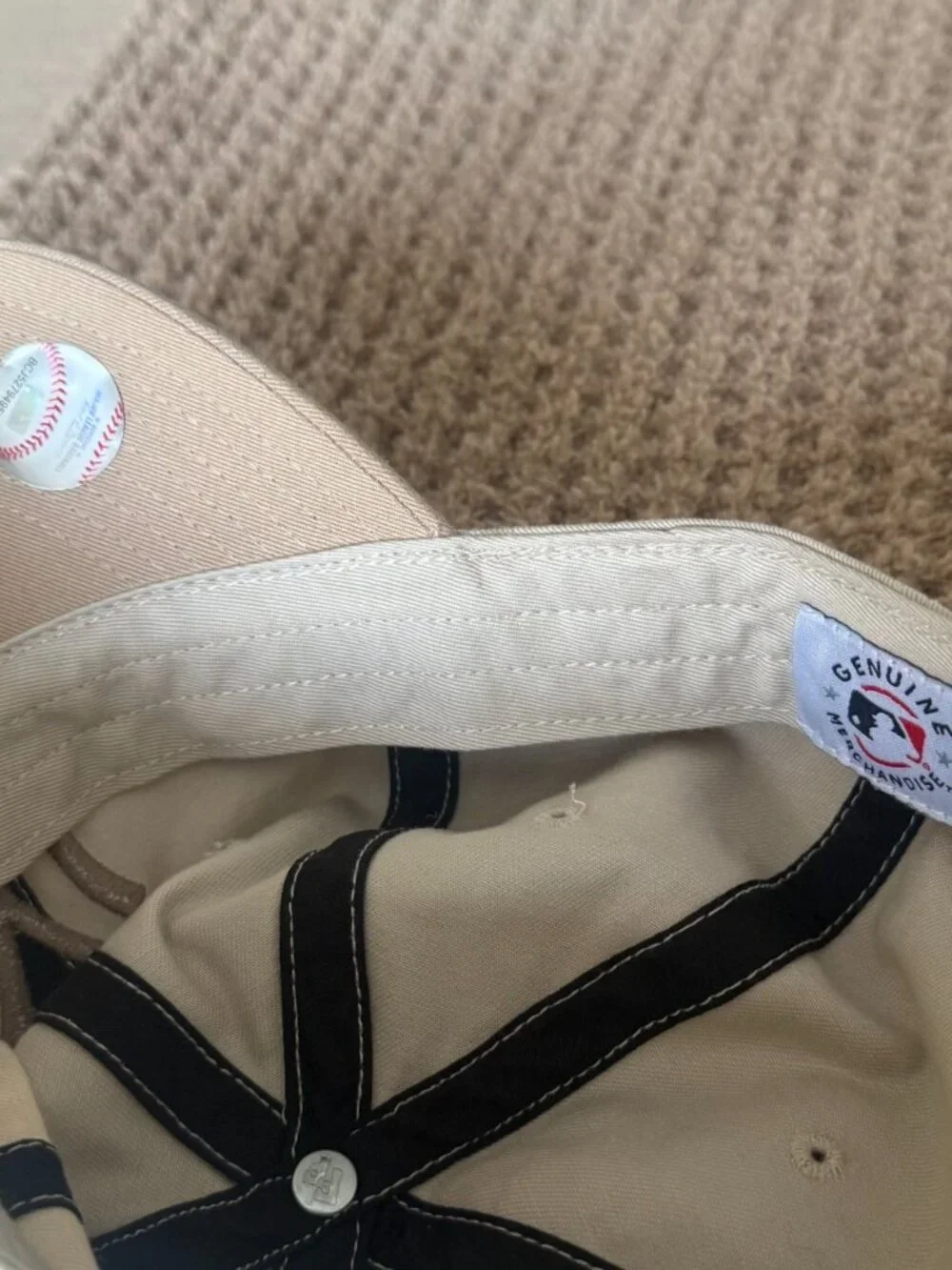 New York Yankees Cream & Beige Adjustable Baseball Cap